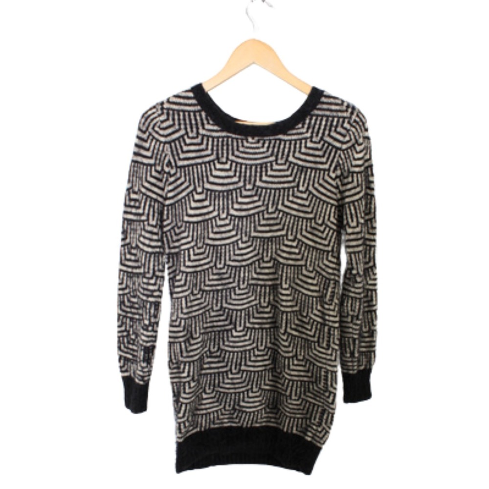 Katsumi Tunic Sweater Womens Medium Fuzzy Geometric Black‎ Bone Long Sleeve Knit